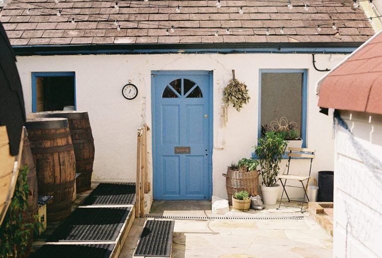 helios cottage 1 768x518
